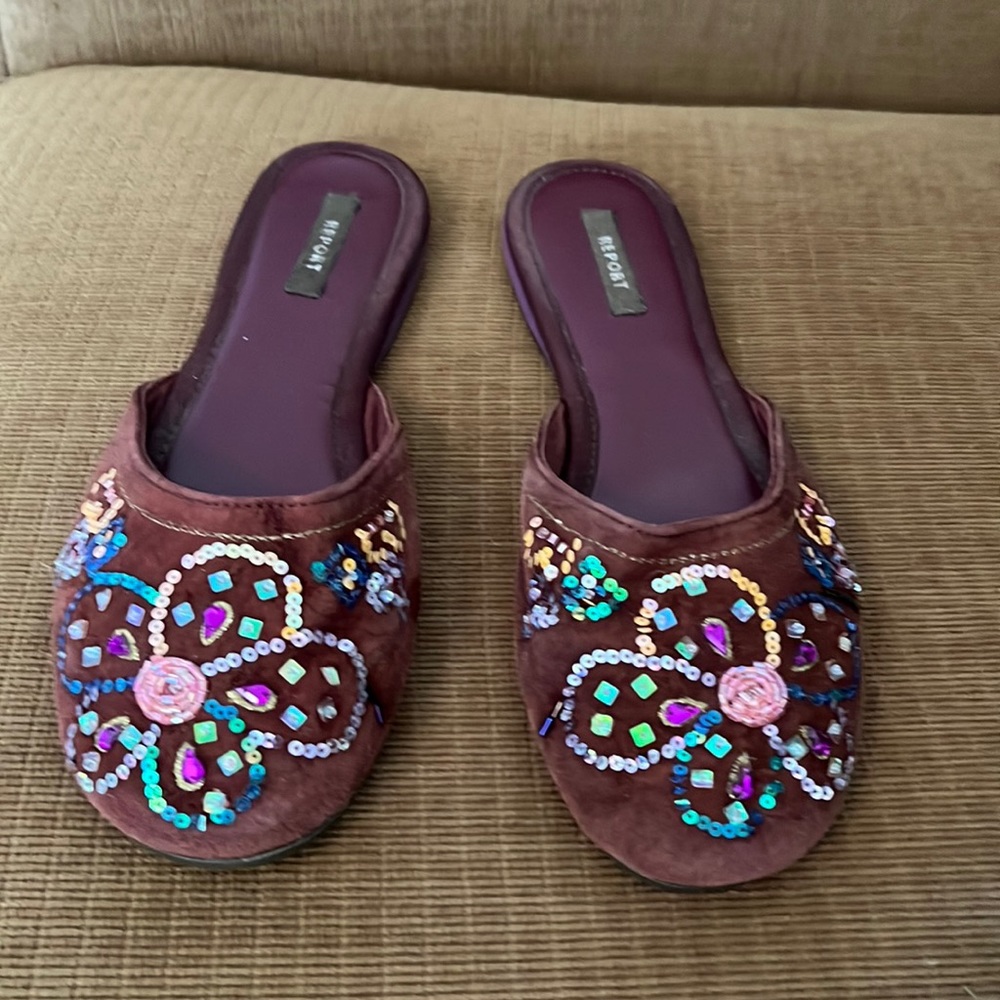 Report Slippers